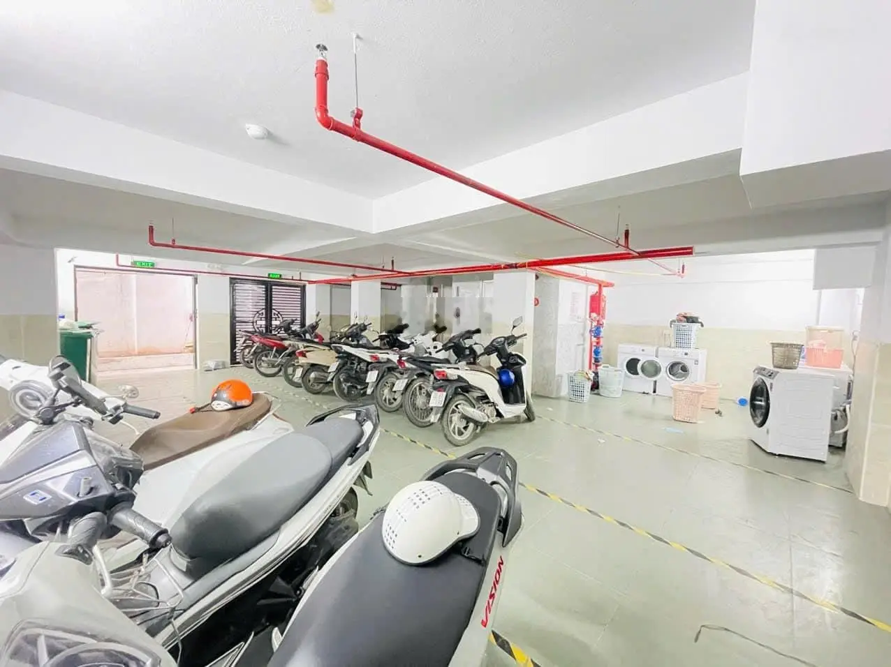 Bán nhà căn hộ dòng tiền 30 phòng Lê Đức Thọ, Từ Liêm 120m2, 8 tầng MT 9m 18.9 tỷ