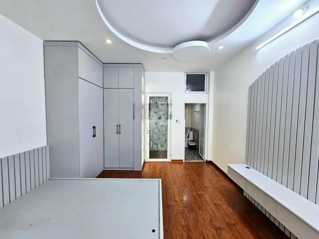 Cần bán nhanh nhà mặt ngõ Xuân Đỉnh ngõ thông ô tô kinh doanh. DT 32m2 MT 4.2m vuông đẹp, giá 6,6tỷ