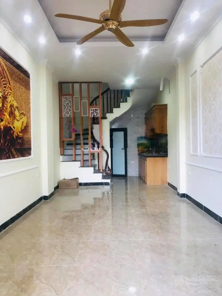 Nhà thiết kế cực đẹp 5T*33m2, ở luôn. Ngõ rộng 4m. Gần trục chính. Cạnh khu Gliximco-Giá chỉ 3,9 tỷ