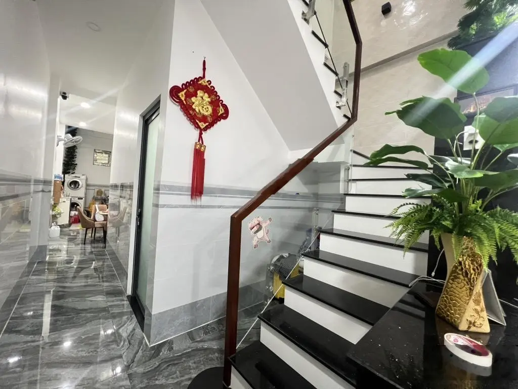 Nhà mới 87m2- hẻm xe tải tránh-làng tăng phú q9- g.i.á nhỉnh 8tỉ