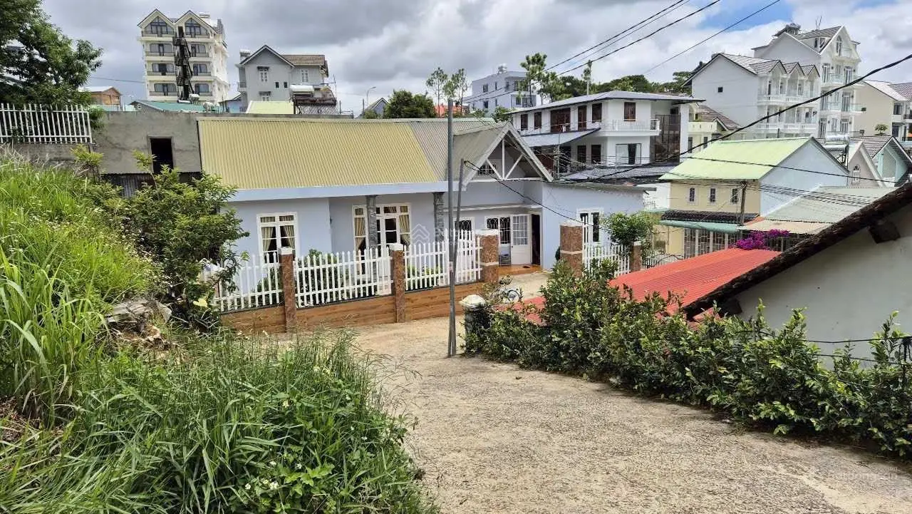 Lô đất 3 mặt thoáng Nam Hồ 200m2 ngang 10,5m view thoáng đẹp, giá chỉ 6,3 tỷ