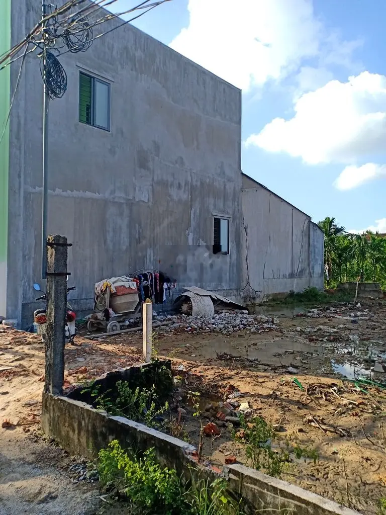 Bán lô đất gần UBND Phường Quảng Phú