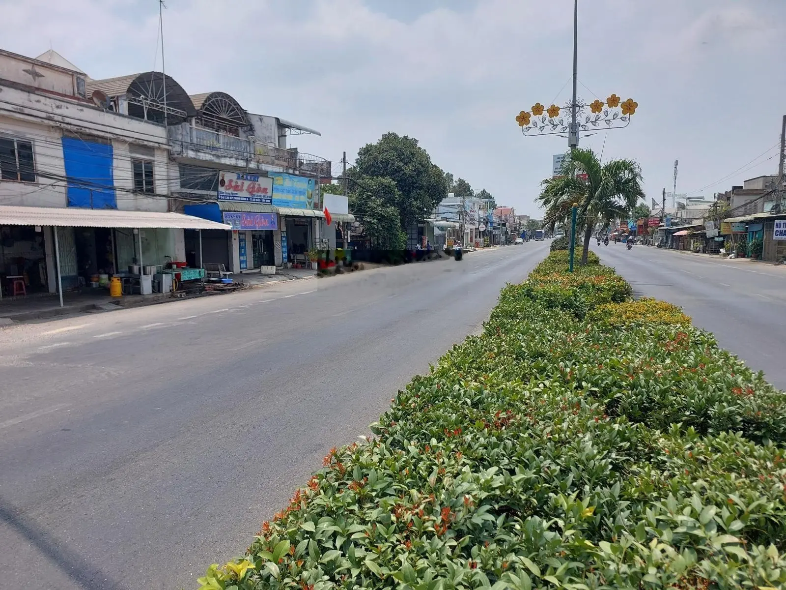Nhà đẹp 3 mặt tiền ngay trung tâm dân cư TT Gò Dầu, Tây Ninh 1,9 tỷ