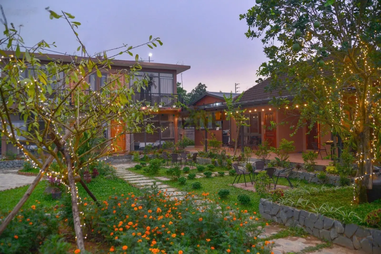 Chính chủ cần bán Villa Laifarm Vân Hoà, Ba Vì, Hà Nội, 2220m2, sẵn dòng tiền kinh doanh homestay