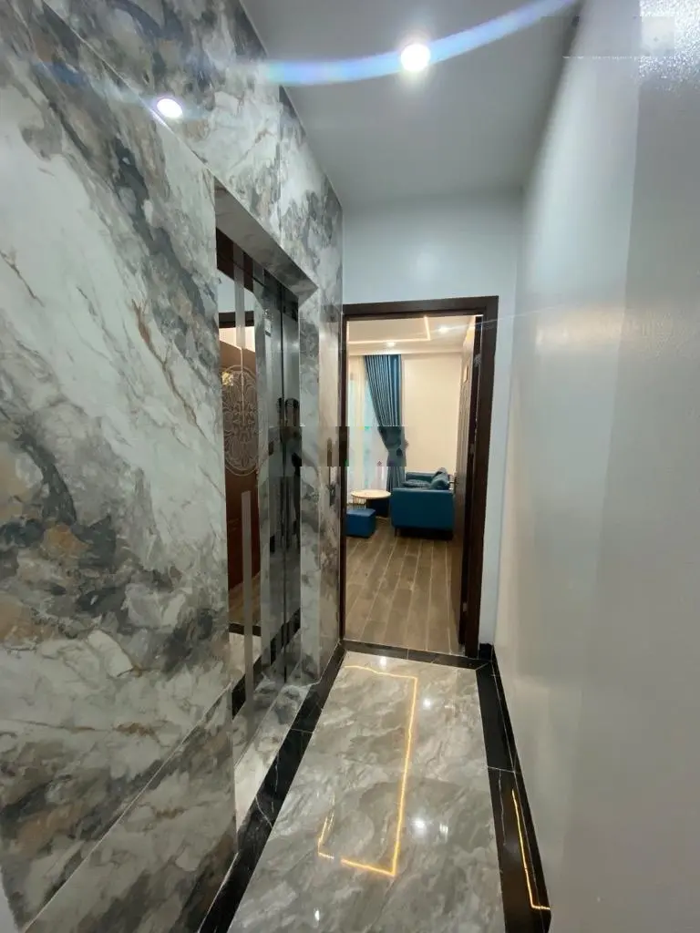 Bán nhà tt nam từ liêm, mặt ngõ ô tô - thang máy - dòng tiền 100 triệu/tháng, 75,6 m2, 20,6 tỷ
