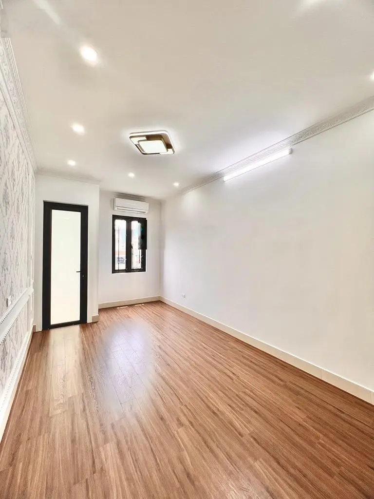 6 tỷ có 35m2 5 tầng nhà Lĩnh Nam Vĩnh Hưng, ngõ thông, 3 gác đua, nhà mới ở ngay