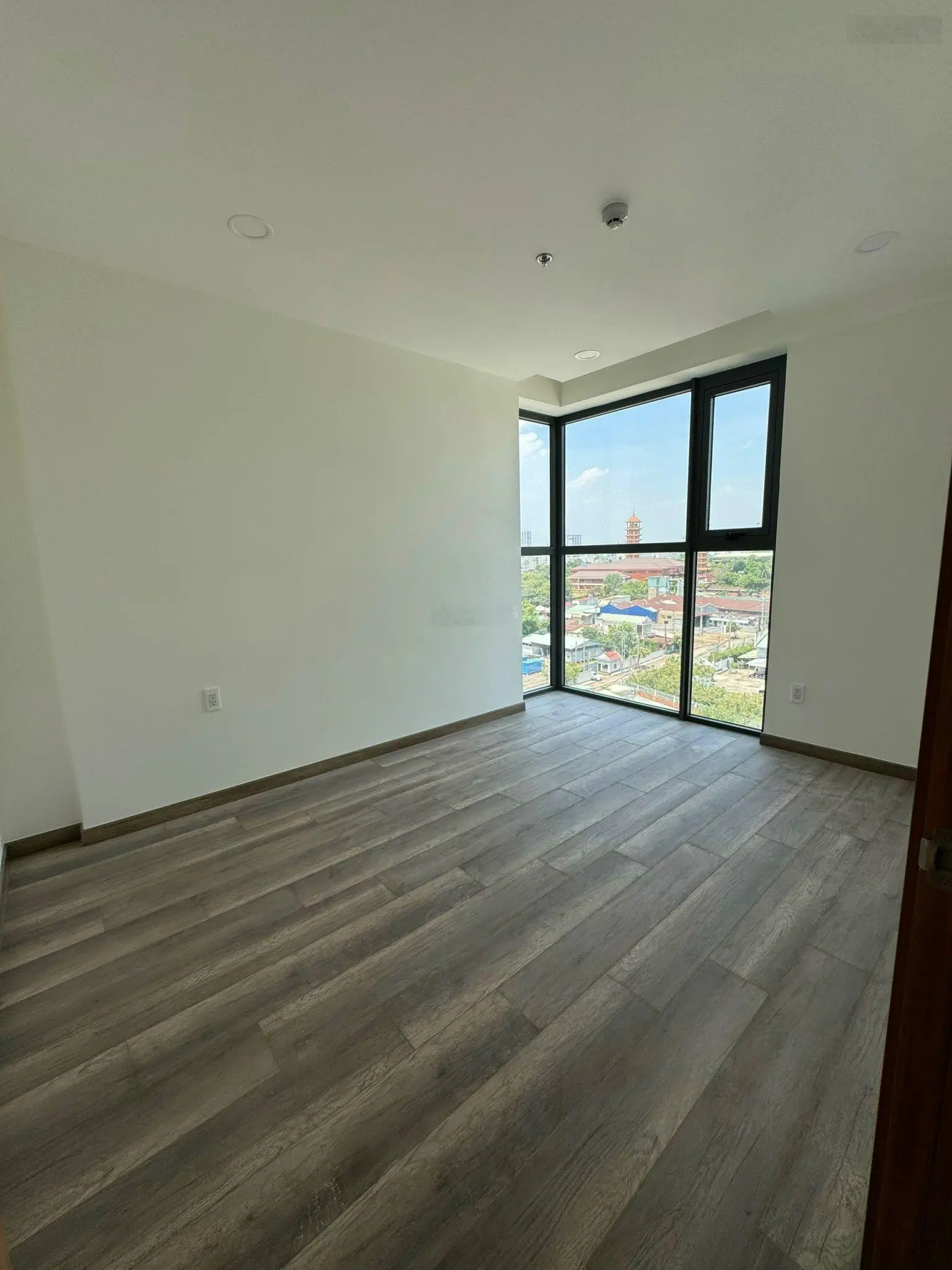 Căn hộ mặt tiền Vành Đai 3, vị trí kết nối thuận tiện làng đại học Quốc Gia TPHCM. Nhận nhà ở ngay