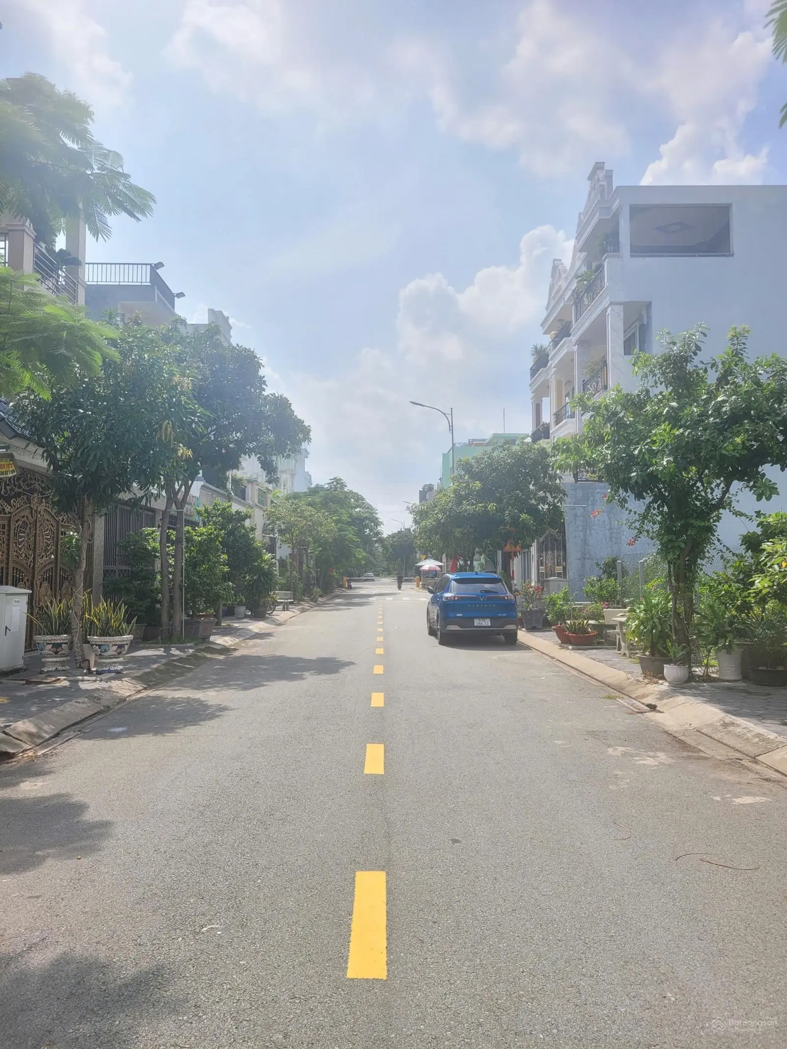 Bán đất KDC The Seasons ngay bệnh viện quốc tế Becamex, siêu thị Lotte Mart KDC an ninh 24/24