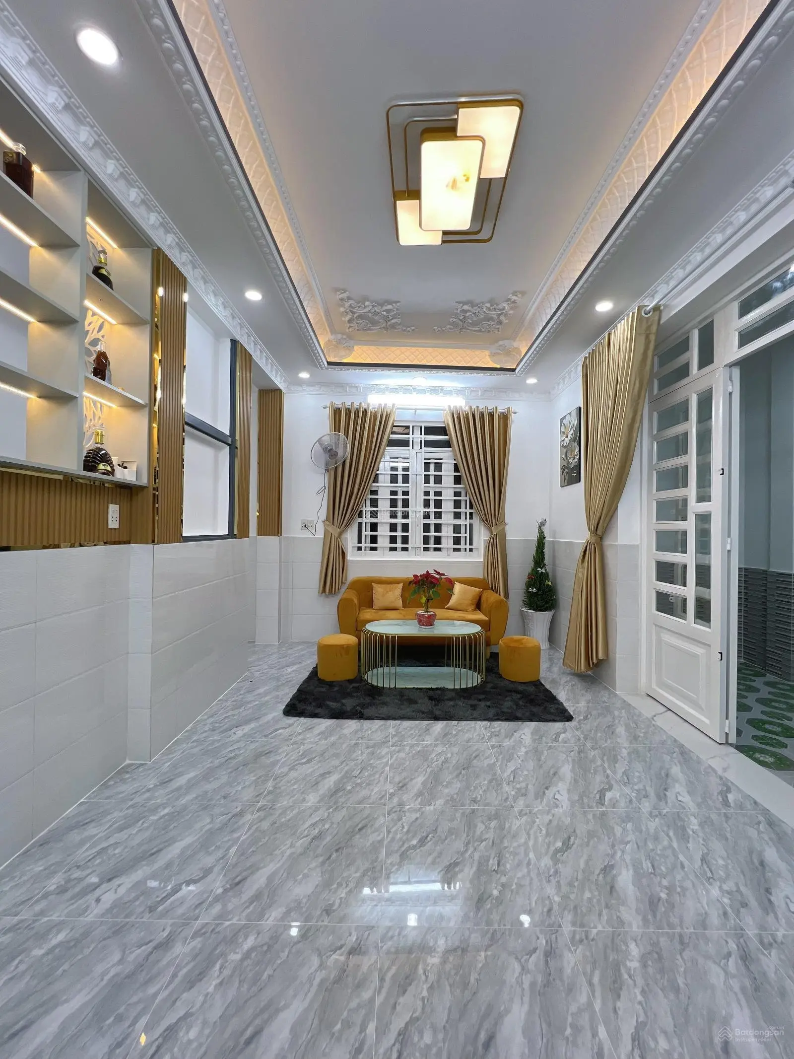 Bán nhà quận 7, đường huỳnh tấn phát, 5,5m x 10m nhà 2 tầng, 3pn, 2wc shr ccvb 2,25 tỷ.