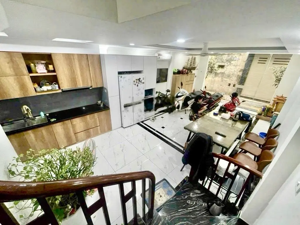 Bán nhà Cổ Linh 50m2 - 5 tầng - MT 4.5m - 7.9 tỷ - full nội thất - ngõ thông - trung tâm tiện ích