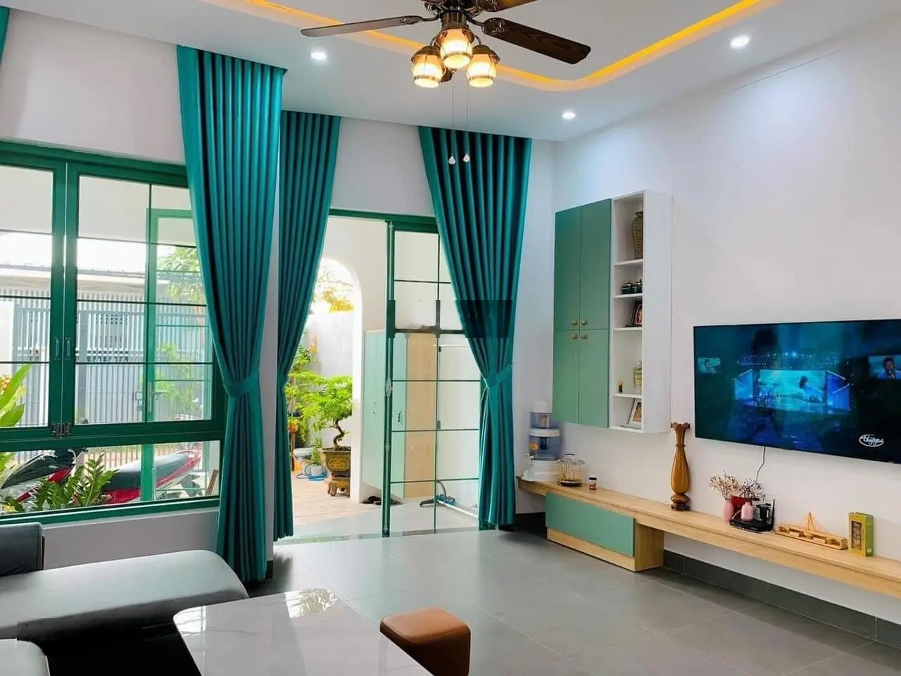 Nhà ngộp Trần Khắc Chân, Tân Định, Quận 1. DT: 40,5m2 . LH: 0342 685 ***