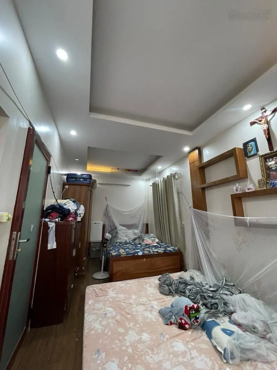 Bán nhà riêng Yên Hòa, Cầu Giấy-lô góc 5 tầng, 31m2 mặt tiền 6m, chào 6.5 tỷ. Kinh doanh nhỏ. Sổ đỏ
