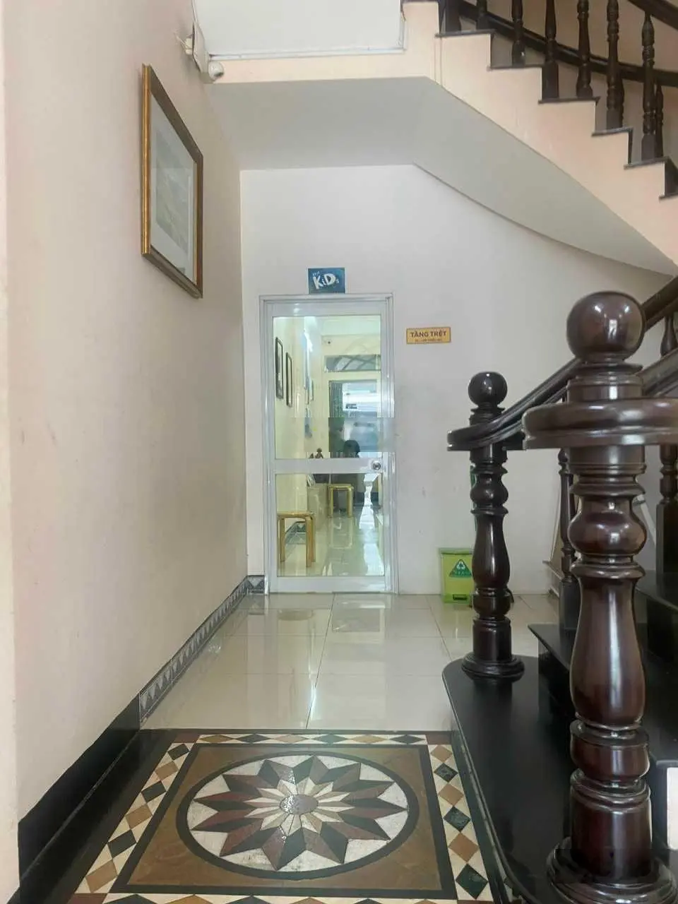 Bán nhà MT đường Nguyễn Hữu Cảnh, DT 4x 17,5m, 1T 3L, vị trí đẹp, giá chỉ 17,6 tỷ TL
