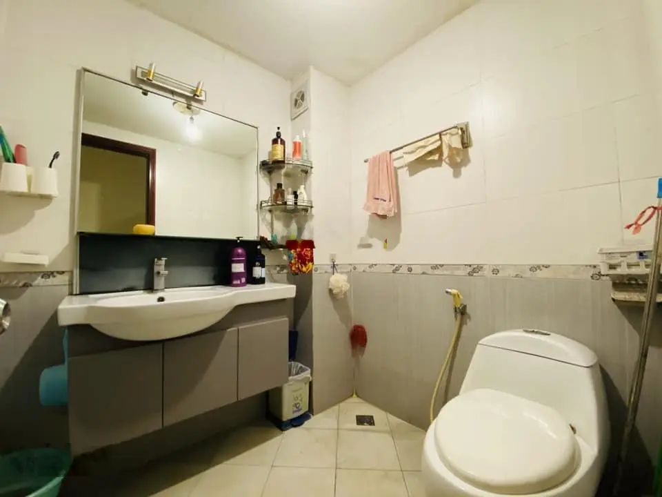 Tôi bán nhà mặt phố Phạm Ngọc Thạch Đặng Văn Ngữ 5T 2 mặt đường lớn giá hơn 24 tỷ