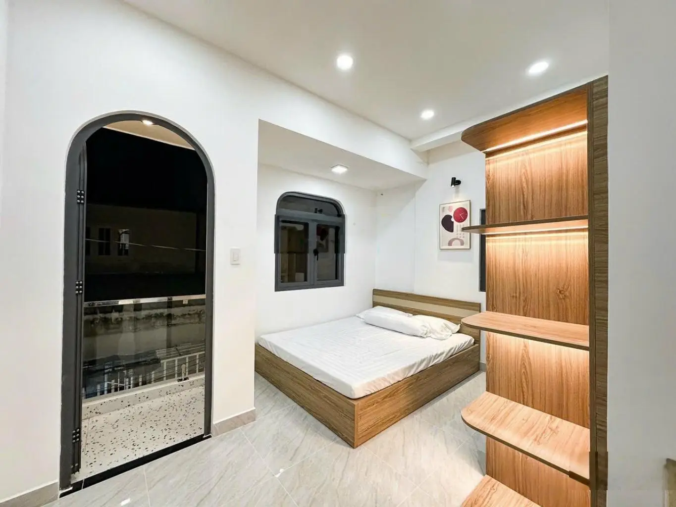 Nhà mới 29m2 giáp Quận 1 - full nội thất - 2 phòng ngủ - chỉ 3,99 tỷ