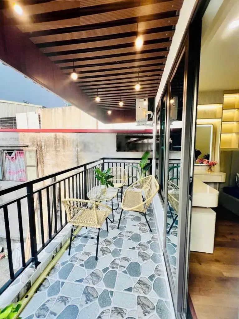 Bán nhà đẹp Dương Nội , tặng full nội thất nhập khẩu , 40m2 , nhỉnh 4 tỷ