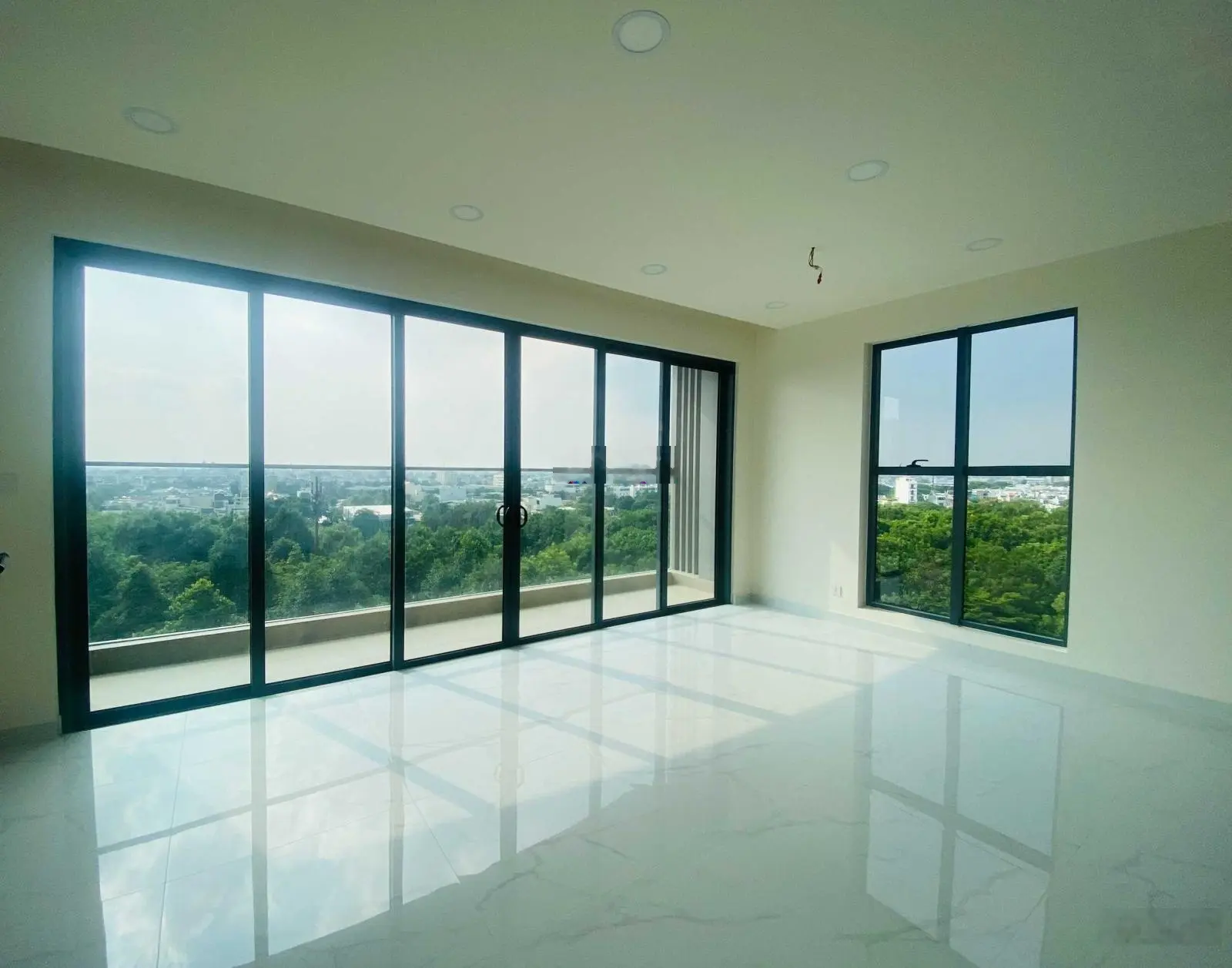 (Giá gốc CĐT) - Diamond Centery 3PN 121m2 - Ân hạn gốc lãi 36 tháng - chiết khấu tới 18%