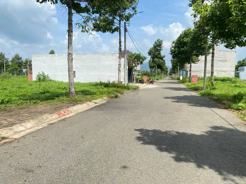 Bán đất Hòa Long Bà Rịa: 92.5m2 thổ cư trục chính Lan Anh 1.2 tỷ