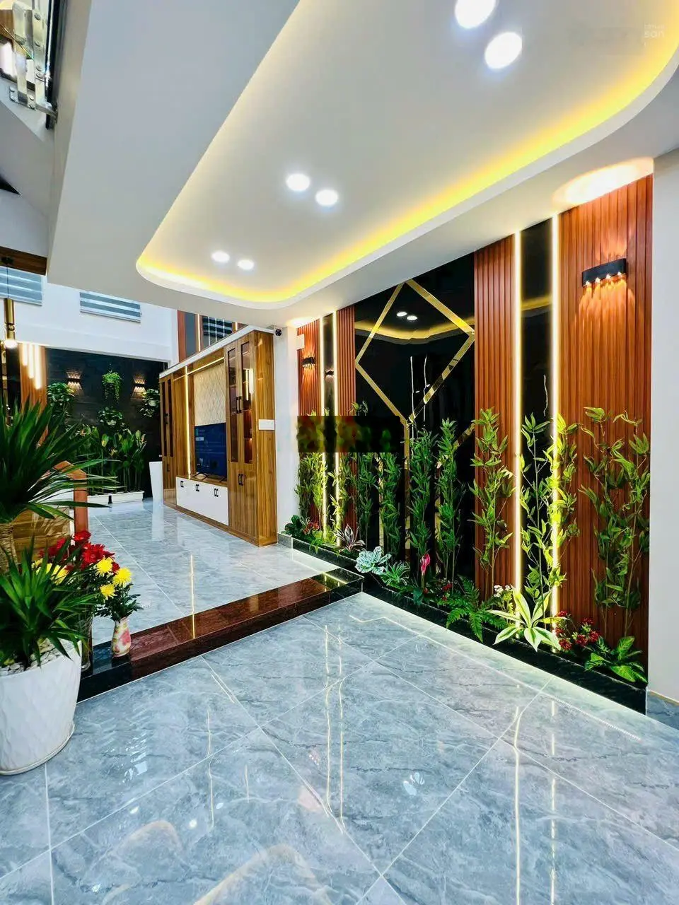 Bán căn nhà đẹp ngay trung tâm Phường Thạnh Lộc, Quận 12 - giá 7ty250