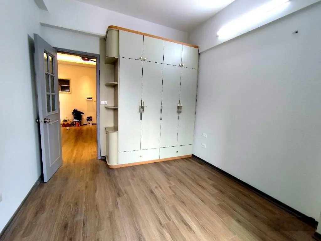 BÁN Chung cư Nơ 22 KĐT Pháp Vân 78m2 3ngủ 2vs. Hoàng Mai Cách bx nước ngầm 700m. 3,7tỉ