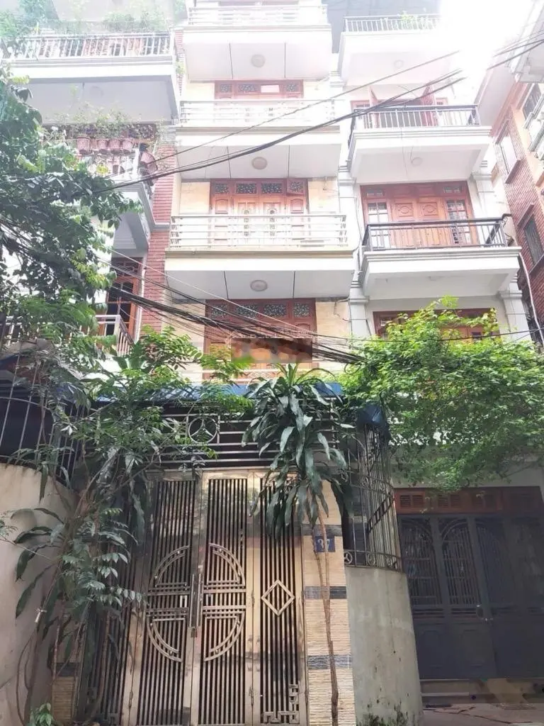 Bán nhà đẹp tây sơn, phân lô - ô tô đỗ cửa thang máy tặng nội thất xịn, 52,3 m2, giá 15,85 tỷ.