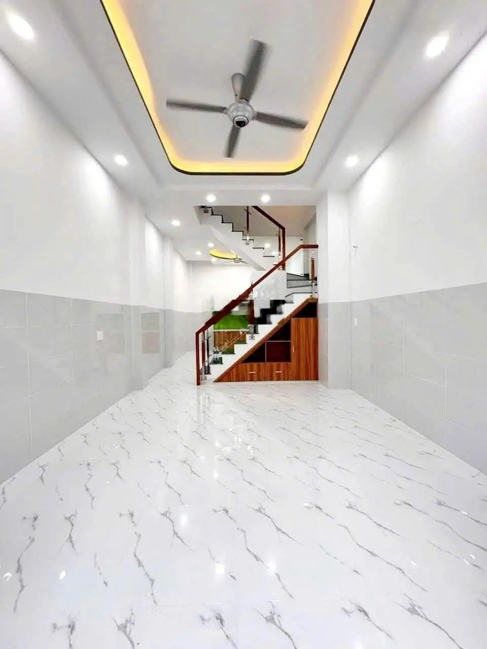 Nhà khánh hội q4- 4 tầng- 40m2 - sát mặt tiền - ko qh-chỉ 5 tỷ nhỉnh