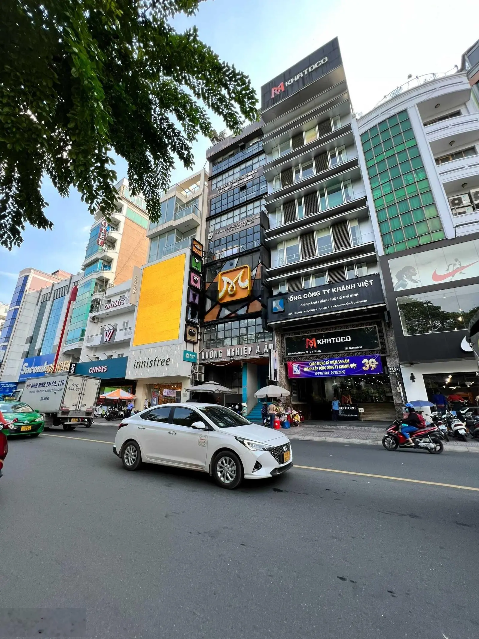 Bán khuôn đất lớn MT Trường Sơn, Tân Bình, 8x33m, XD: Hầm + 7 tầng - HĐT: 300 triệu, giá 66 tỷ