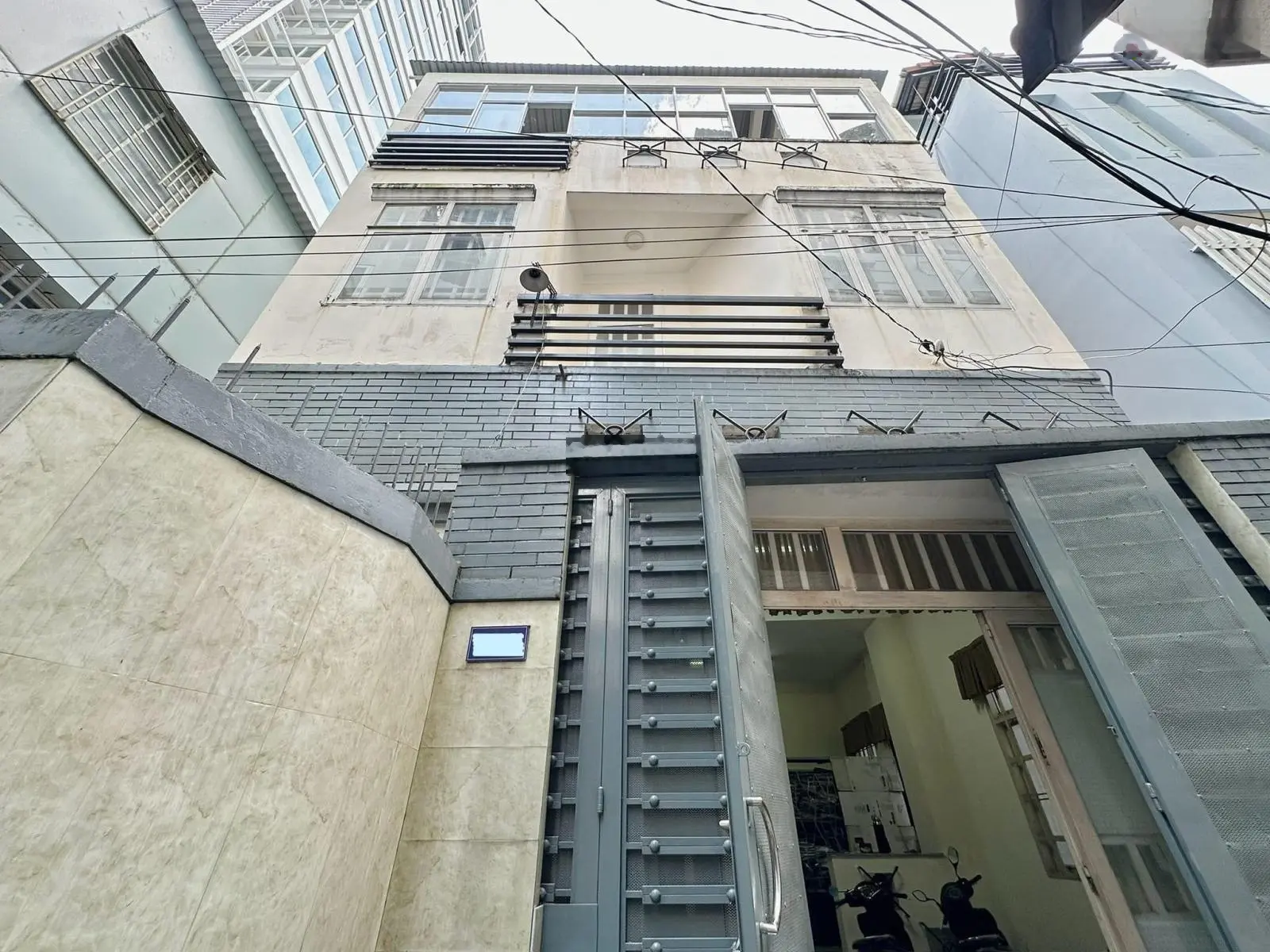 Kẹt tiền bán gấp nhà Nguyễn Đình Chính, P. 8, Phú Nhuận - Giá 3tỷ890/119m2, gần Ngã 4 Trần Huy Liệu