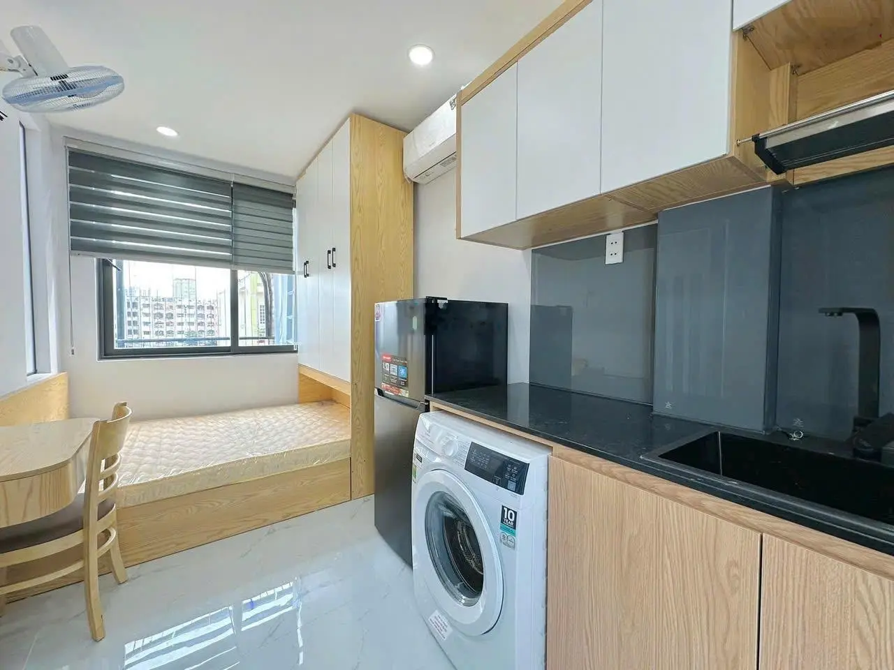 Bán Nhà Bình Thạnh , Nơ Trang Long Hẻm 8m gần Mặt tiền(5.5x13m)cho thuê 35 triệu/tháng nhỉnh 11 tỷ