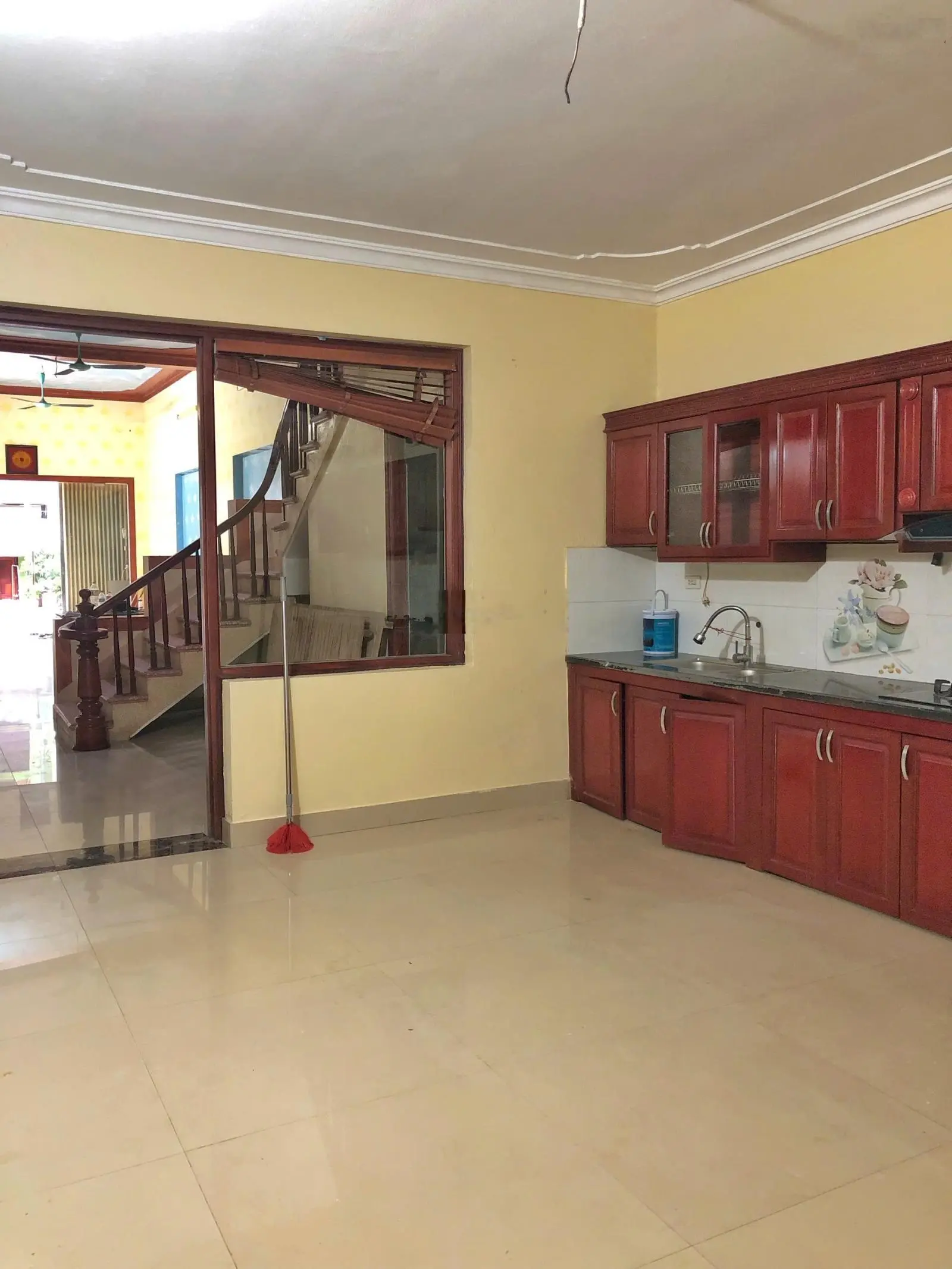 Bán nhà đẹp giãn dân Lãm Làng kinh doanh được giá chỉ hơn 5 tỷ