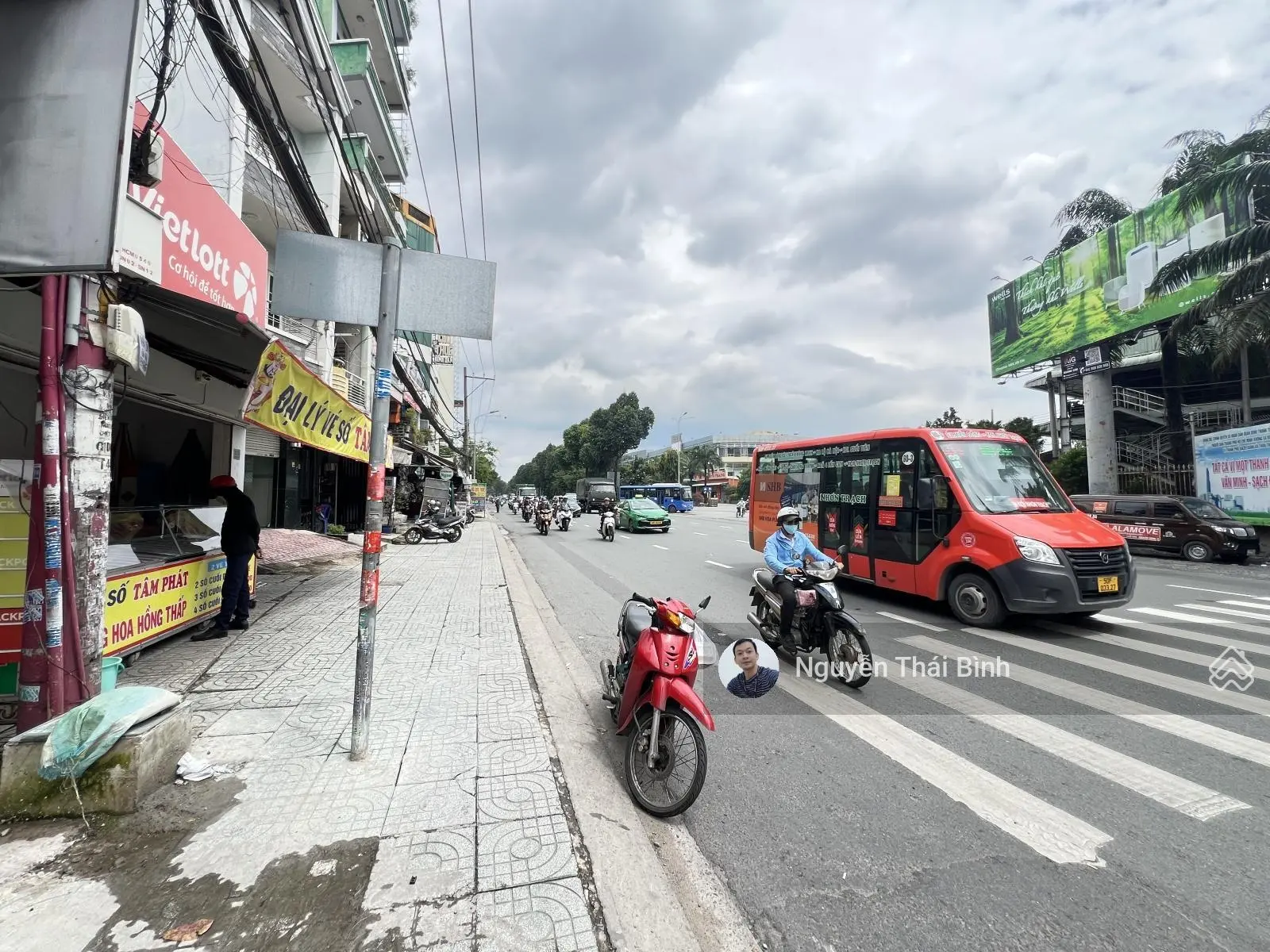 Chính chủ cần bán gấp căn nhà 2 mặt tiền đinh bộ lĩnh bình thạnh giá đầu tư 160 triệu/m2.