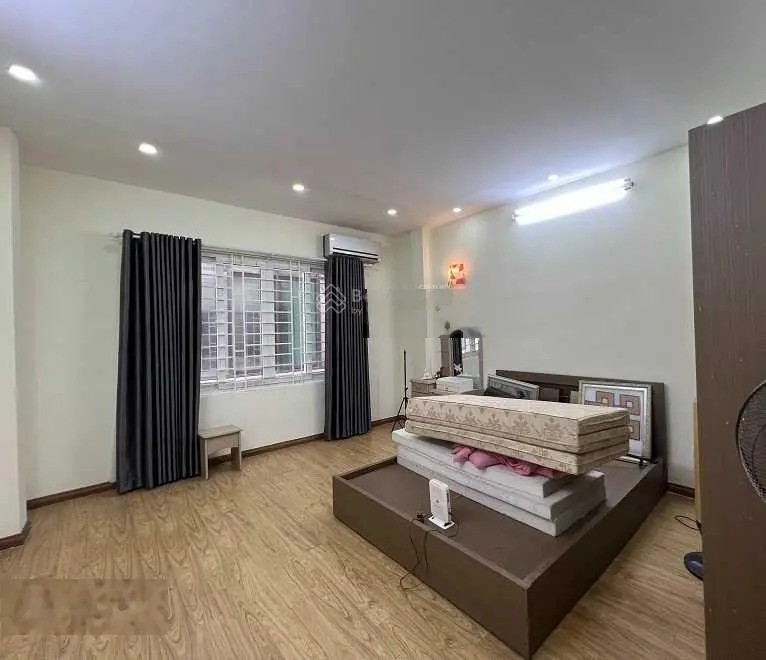 Chính chủ cô Vinh bán nhà Xã Đàn, Đống Đa, 36m2 lô góc 2 thoáng MT 4m, 5 tỷ