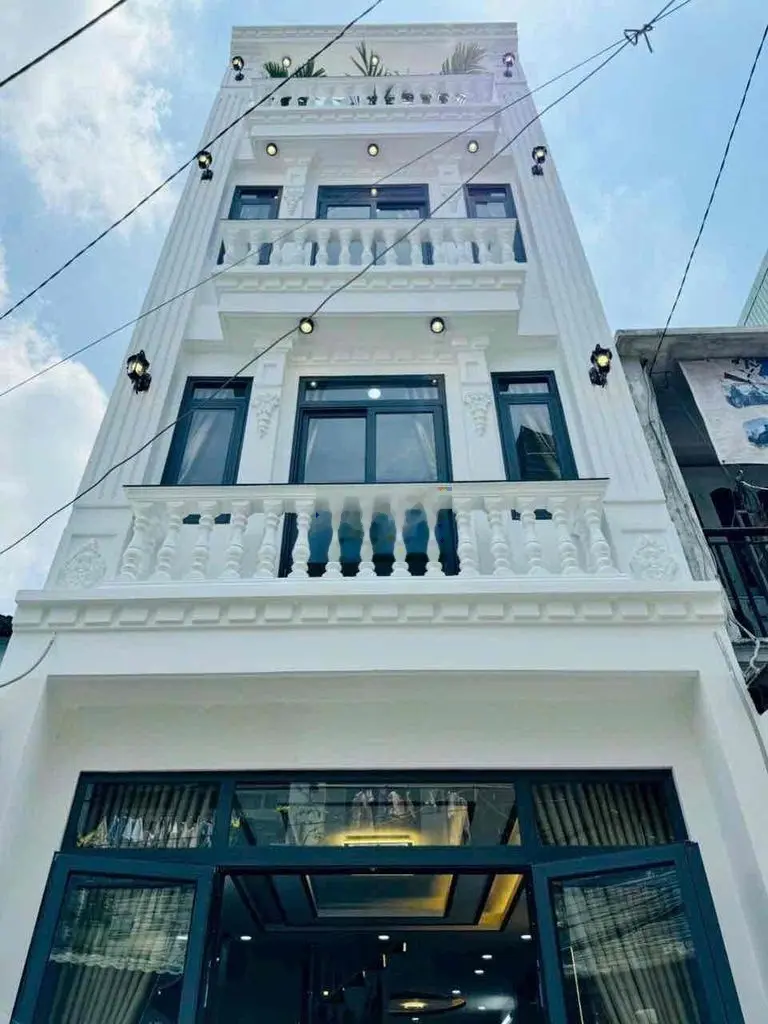 Căn mặt tiền 57,7m2 giá 4 tỷ 150 triệu đường Cửu Long, P2, Tân Bình.