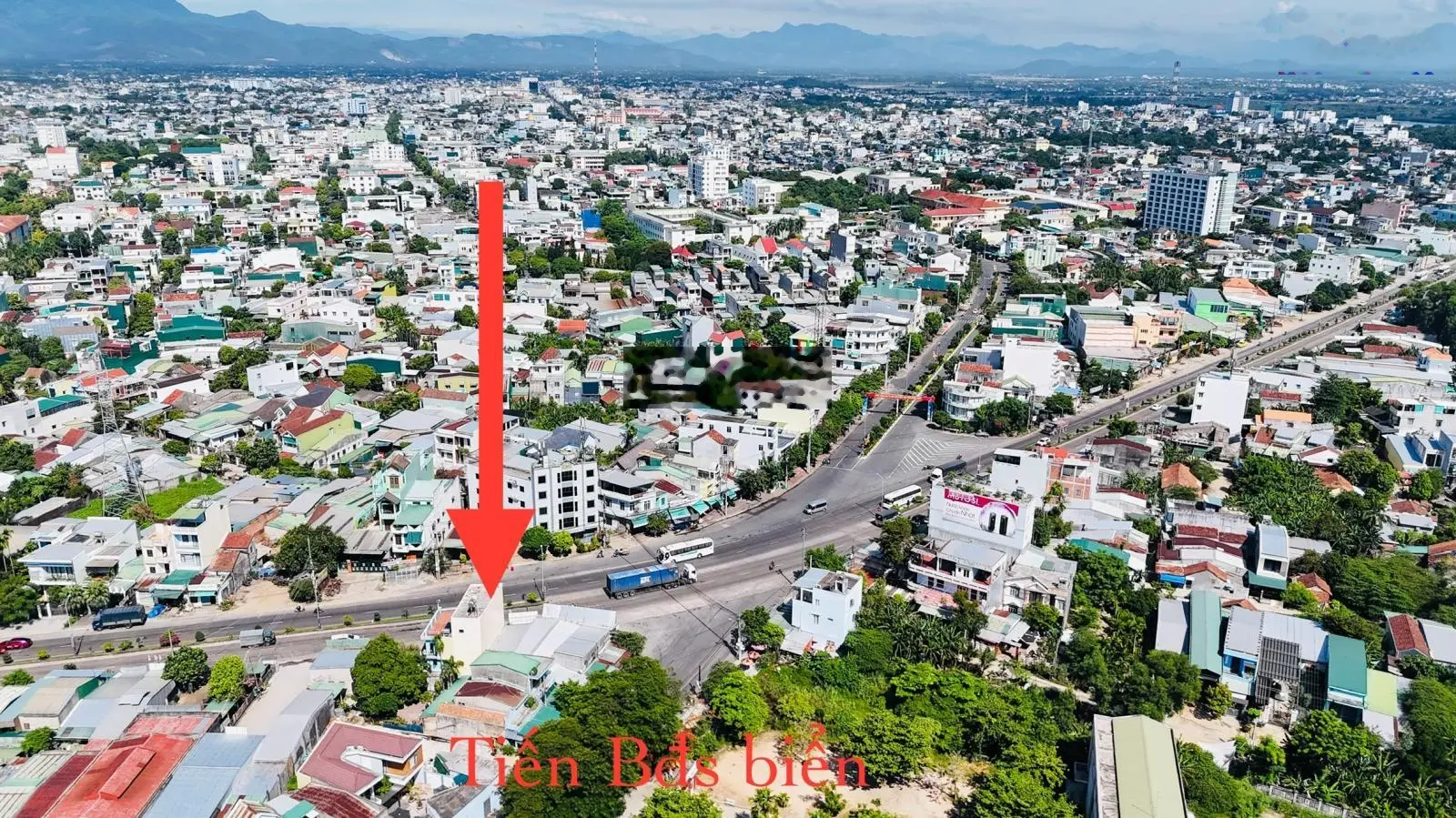 Bán nhà 3 tầng ngã 4 Lê Trung Đình - Đinh Tiên Hoàng nhà mới toanh! Vị trí đẹp giá 2tỷ5