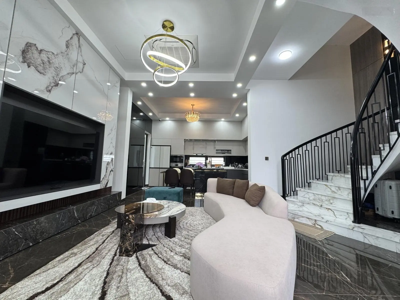 Biệt thư mới siêu đẹp đương 10m5 full nội thất ngay sông hàn -sơn trà -3 tầng - 320m2 - nhỉnh 13 tỷ