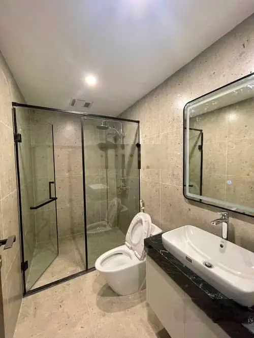 Nhỉnh 18 tỷ sở hữu ngay nhà 8 tầng full tiện ích Bồ Đề Long Biên- Lh: 0582 786 ***