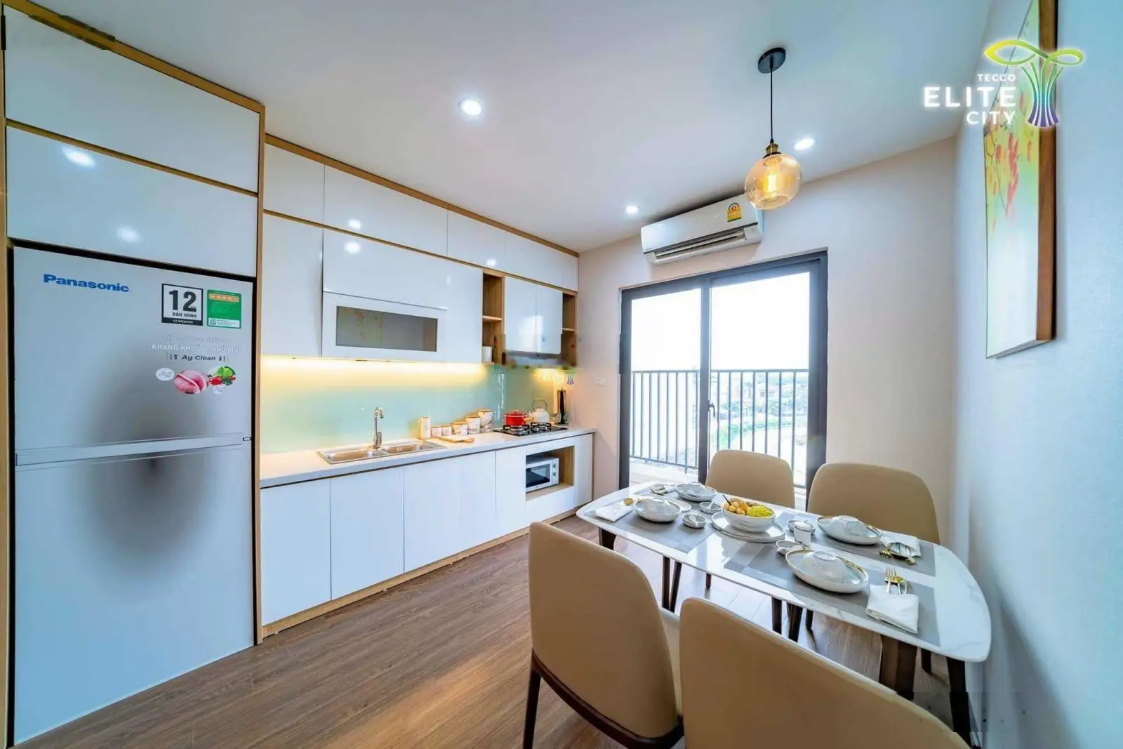 Cần bán gấp căn 2 ngủ 72m2 giá 1tỷ3 full đồ. Liên hệ ngay em Hoàng 0336 260 ***