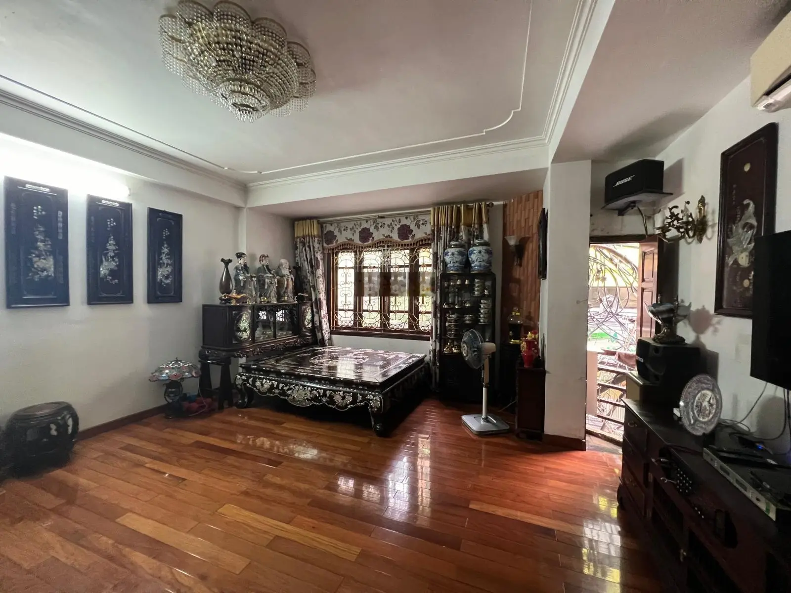 Nhà 5,5T khu PL vip phố Xã Đàn oto đỗ cửa DT 50m2 MT 6,8m KD tốt 18,5 tỷ sát phố, ngõ rộng hơn 4m