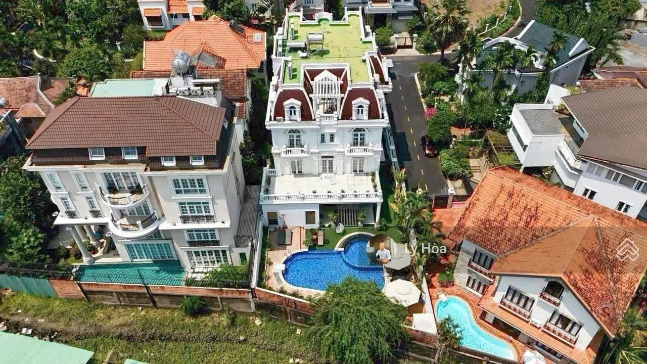 Bán Biệt thự Thảo Điền - Diện tích 777.9m2 - 3 tầng đẹp - Sân vườn hồ bơi - Gía 200 tỷ