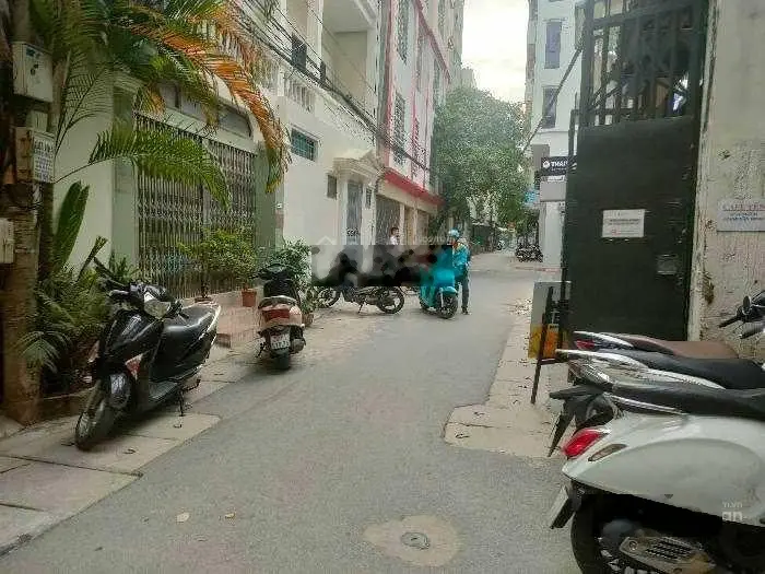 Hàng hiếm, Đội Cấn, 37m, 4 tầng, 3 bước ra oto, giá hơn 6tỷ