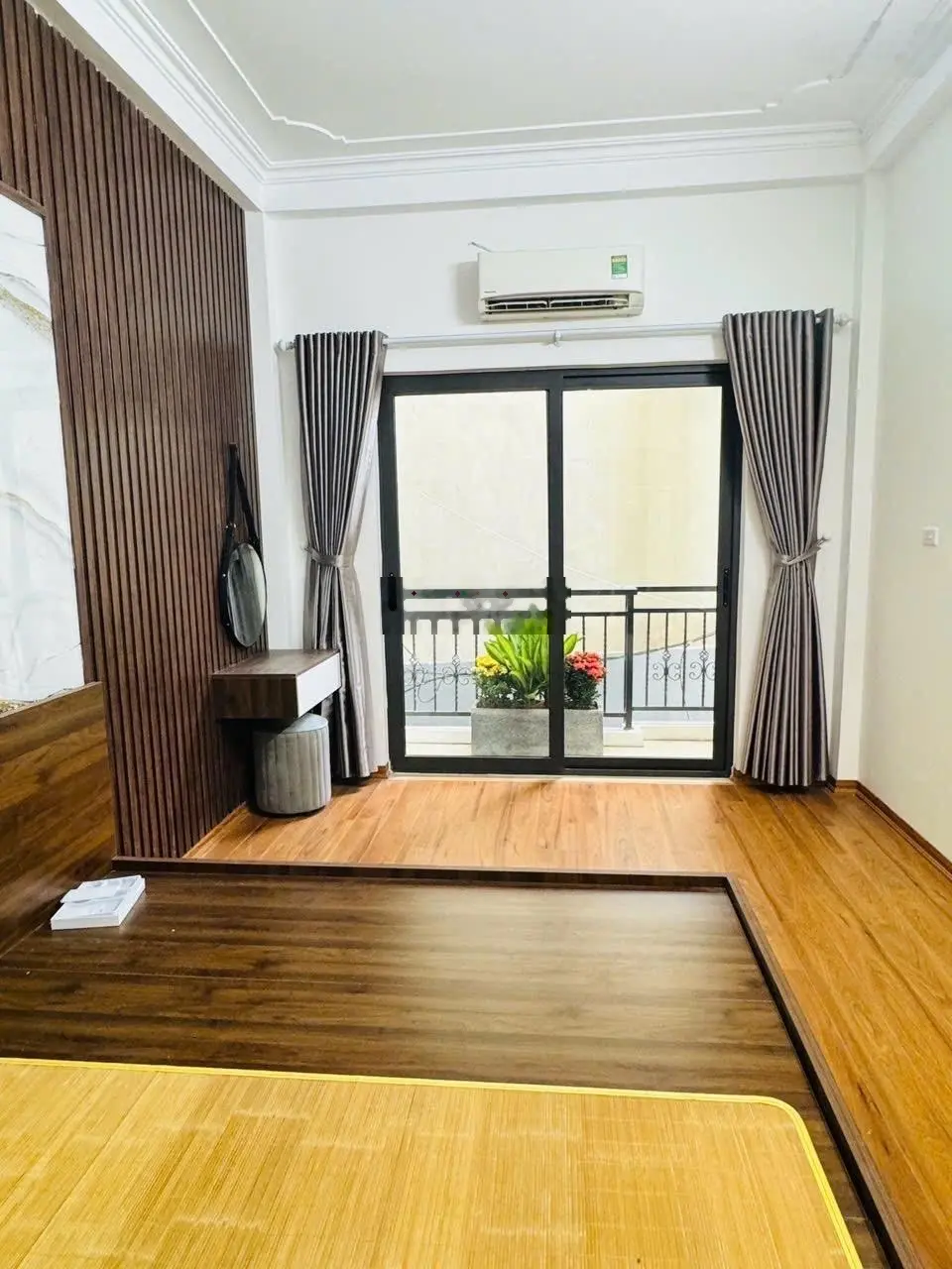 Bán nhà phố bạch mai 70m 4 tầng nội thất nhập khẩu chỉ nhỉnh 8 tỷ