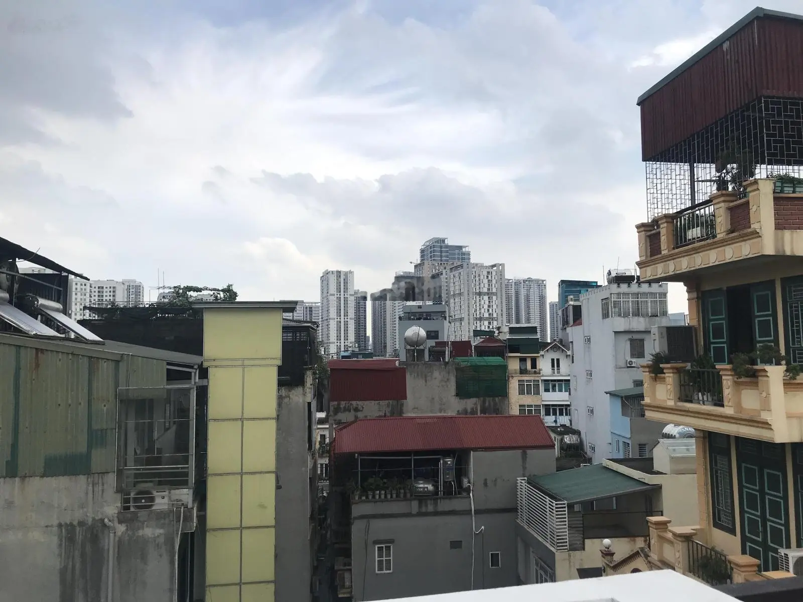 Chỉ 14 Tỷ,Bán Nhà Ngoại Giao Đoàn,Xuân La,Tây Hồ - m52M2 -6 Tầng -Thang Máy- Ô Tô Đỗ Cửa-2 Thoáng.