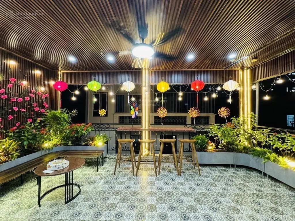 Siêu phẩm ngõ ô tô - kinh doanh - ô tô vào nhà - đẳng cấp nội thất 5* - giá hiếm nhất khu vực