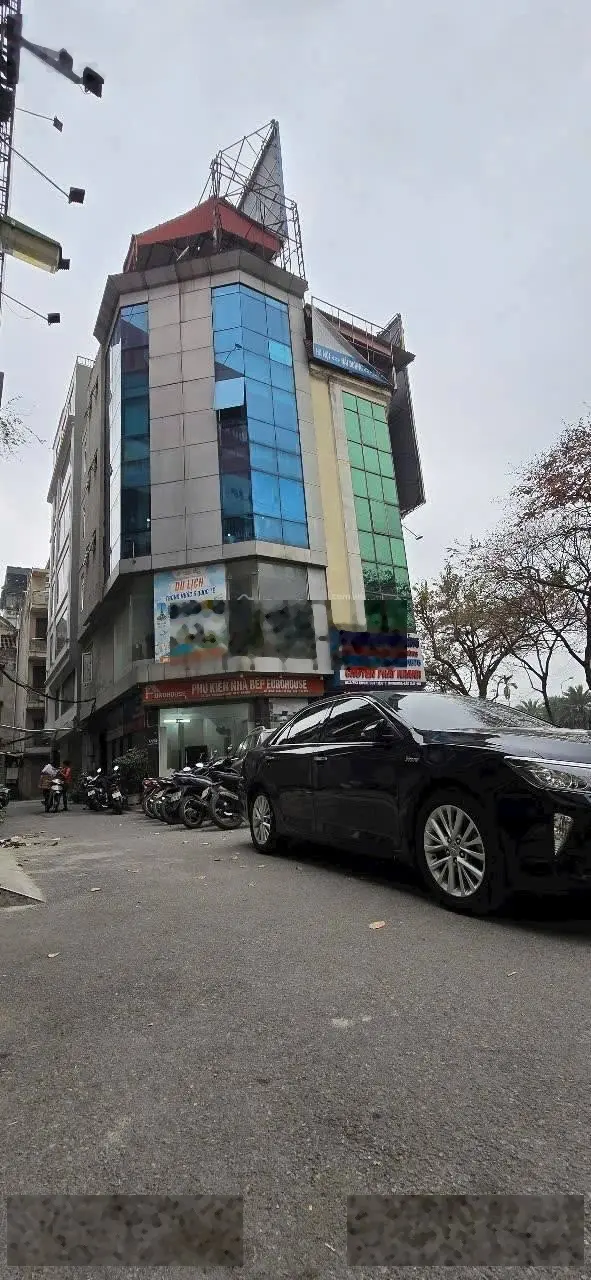 Khuất Duy Tiến Cầu Giấy 50/62m2, 5 tầng, căn góc, giá đầu tư