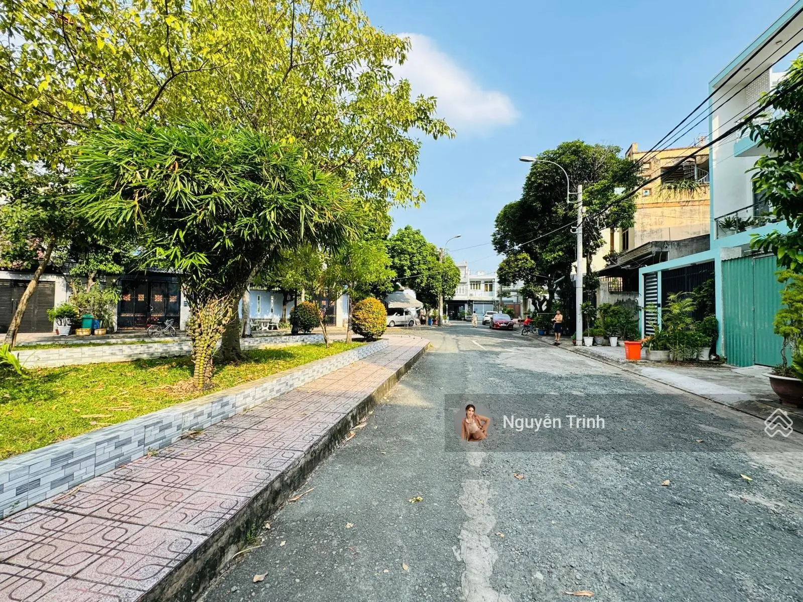 Bán lỗ đất MT chuẩn đẹp ngay khu biệt thự cao cấp, có công viên, ngang 12 m vuông vức. Giá TL mạnh
