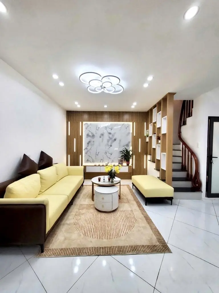 Chưa bao giờ mua nhà lại dễ như lúc này - bán nhà Lò Đúc - 1 nhà ra phố - kinh doanh
