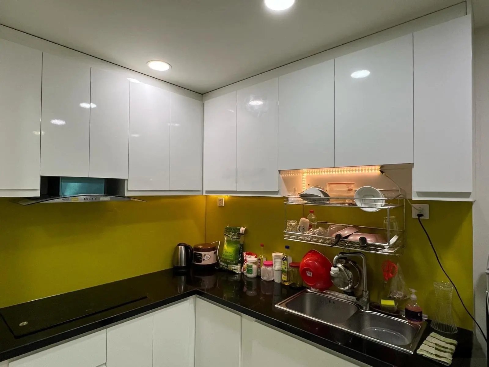 Cần bán gấp căn hộ Park Residence Nhà Bè, 2PN 2WC, 65m2, giá 1 tỷ 700 triệu