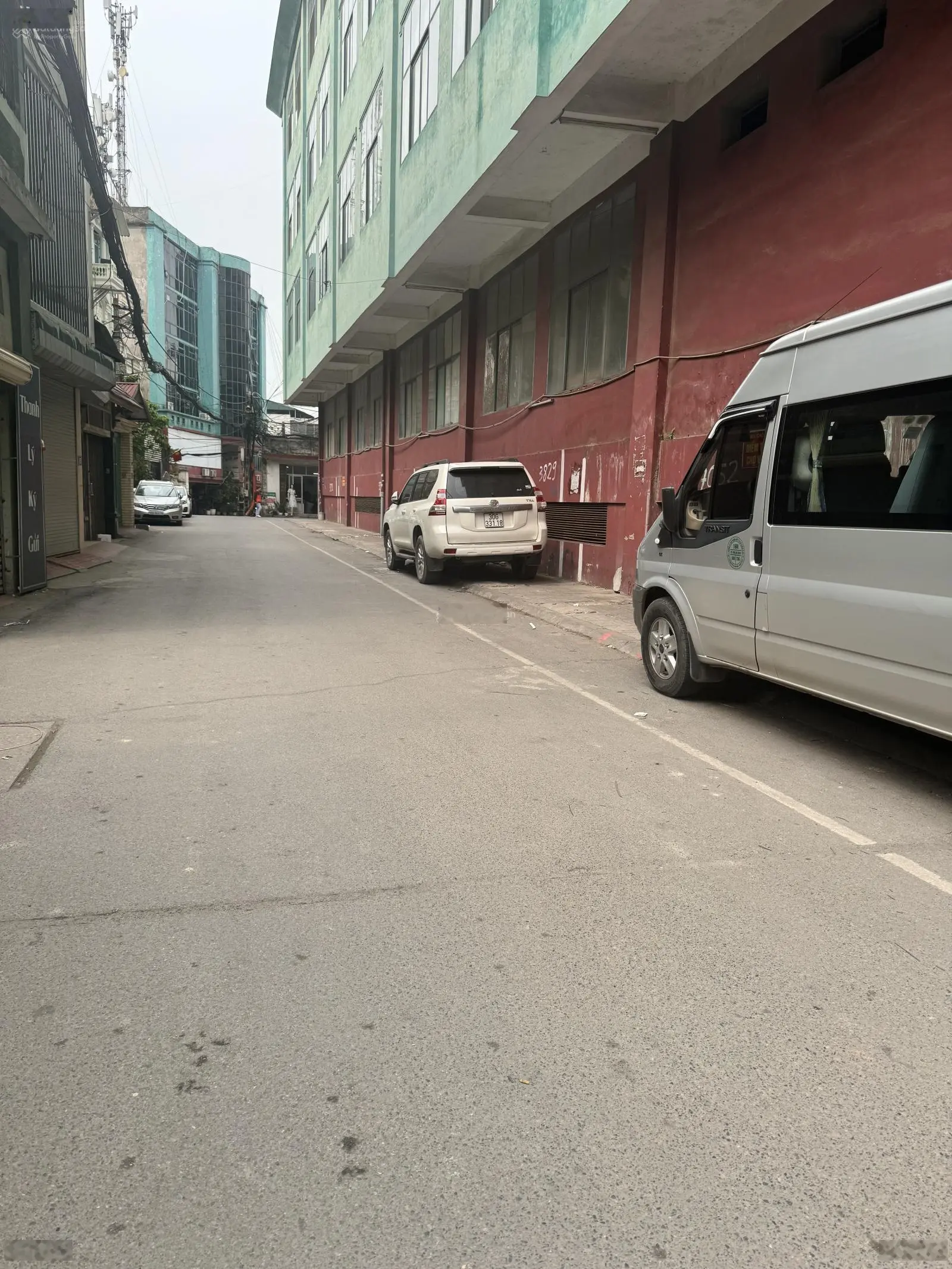 Bán nhà phân lô phố Tư Đình Long Biên ô tô