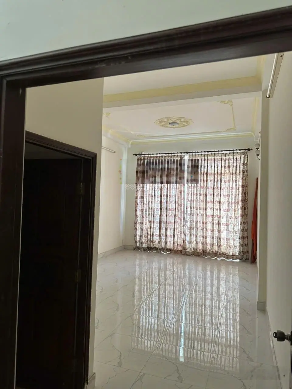 Bán nhà Đinh Bộ Lĩnh, Bình Thạnh, 1 trệt 2 lầu, khu vực trung tâm sầm uất, sổ hồng riêng