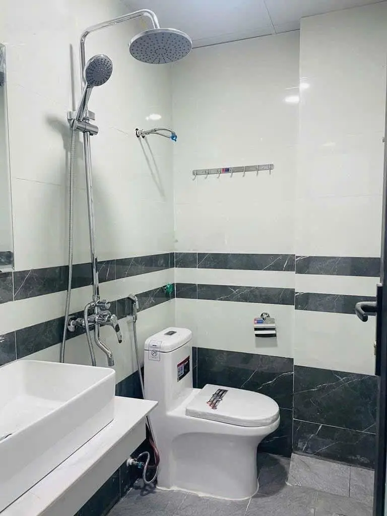 Bán nhà 50m2x3T, Độ Chàng, lô góc, ngõ thông ô tô đỗ cửa
